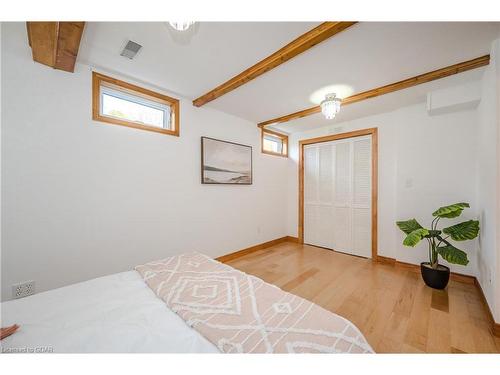 2 Beverley Street, Guelph, ON - Indoor Photo Showing Bedroom
