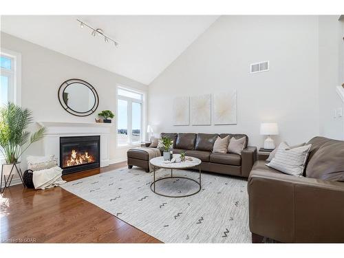 168 Parkinson Drive, Rockwood, ON - Indoor Photo Showing Living Room With Fireplace