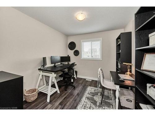 714 Victoria Road N, Guelph, ON - Indoor Photo Showing Other Room