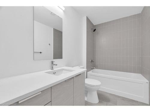 314-120 Huron Street, Guelph, ON - Indoor Photo Showing Bathroom