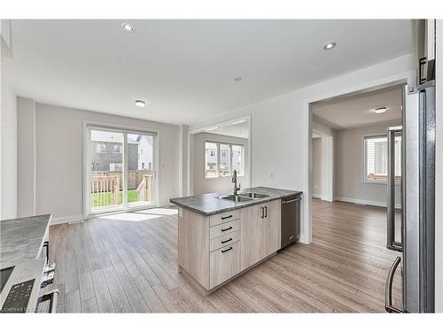 149 Harpin Way E, Fergus, ON - Indoor Photo Showing Kitchen With Double Sink