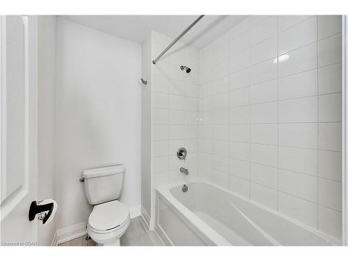 149 Harpin Way E, Fergus, ON - Indoor Photo Showing Bathroom