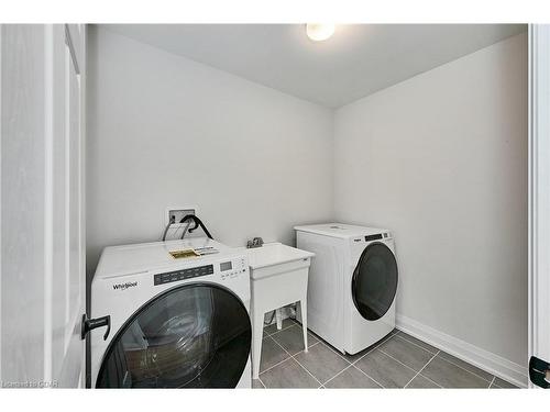 149 Harpin Way E, Fergus, ON - Indoor Photo Showing Laundry Room