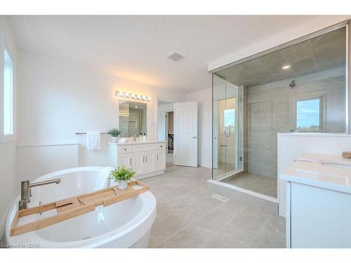 57 Macalister Boulevard, Guelph, ON - Indoor Photo Showing Bathroom