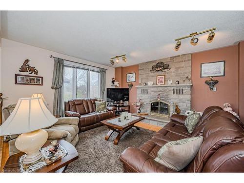 187 Municipal Street, Guelph, ON - Indoor Photo Showing Living Room With Fireplace
