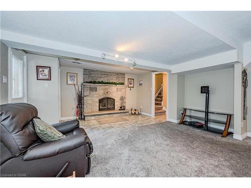 187 Municipal Street, Guelph, ON - Indoor Photo Showing Living Room With Fireplace