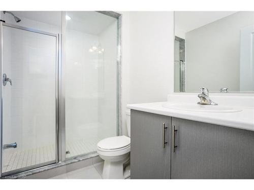 132 Drexler Avenue, Rockwood, ON - Indoor Photo Showing Bathroom