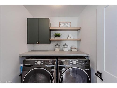 79 Elliot Avenue W, Fergus, ON - Indoor Photo Showing Laundry Room