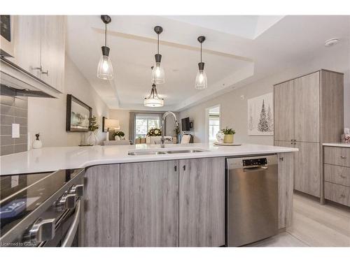 4-19 Stumpf Street, Elora, ON - Indoor Photo Showing Kitchen With Upgraded Kitchen