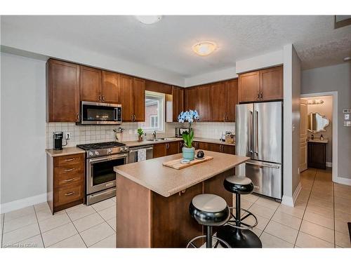 39 Hall Avenue, Guelph, ON - Indoor Photo Showing Kitchen