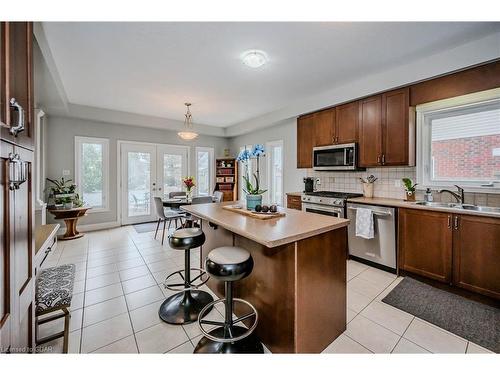 39 Hall Avenue, Guelph, ON - Indoor Photo Showing Kitchen With Double Sink