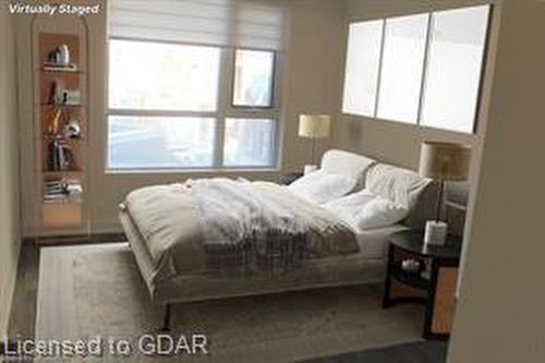 201-58 Lakeside Terrace, Barrie, ON - Indoor Photo Showing Bedroom