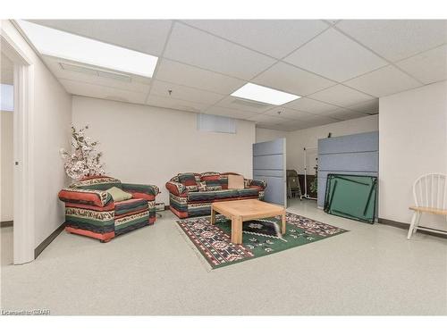 607-107 Bagot Street, Guelph, ON - Indoor Photo Showing Other Room
