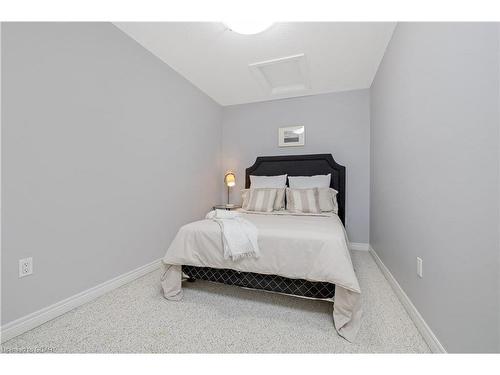 177 Riverwalk Place, Rockwood, ON - Indoor Photo Showing Bedroom