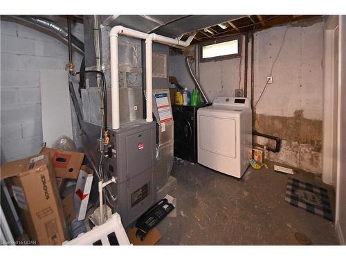 678 Dane Avenue, North Bay, ON - Indoor Photo Showing Laundry Room