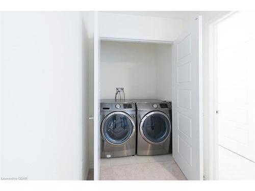 55 Bastia Street, Waterdown, ON - Indoor Photo Showing Laundry Room