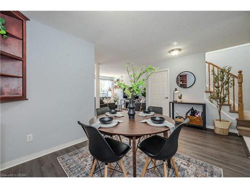 21 Henry Court, Guelph, ON - Indoor Photo Showing Dining Room