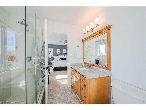 7177 Ariss Valley Road, Guelph/Eramosa, ON - Indoor Photo Showing Bathroom