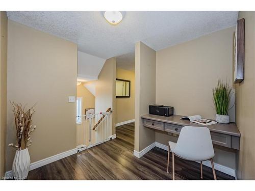 18 Carrington Place, Guelph, ON - Indoor Photo Showing Office