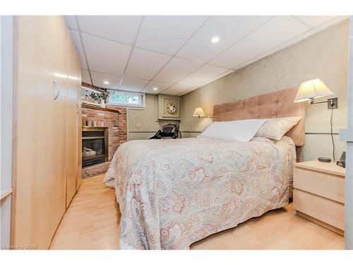 44 Ridgeway Avenue, Guelph, ON - Indoor Photo Showing Bedroom