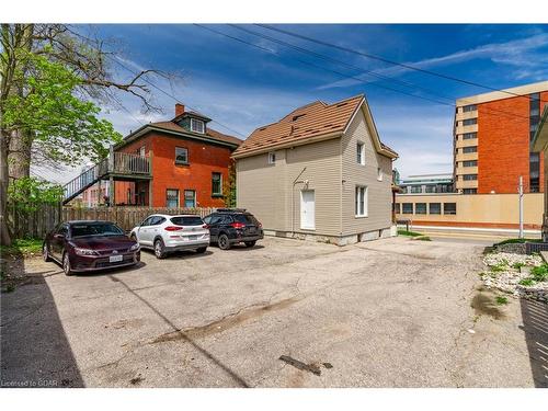15 Charles Street E, Kitchener, ON - Outdoor