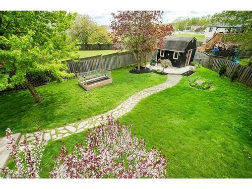 18 Mclachlan Place, Guelph, ON - Outdoor With Backyard