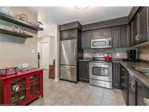 110 Mcarthur Crescent, Guelph, ON - Indoor Photo Showing Kitchen