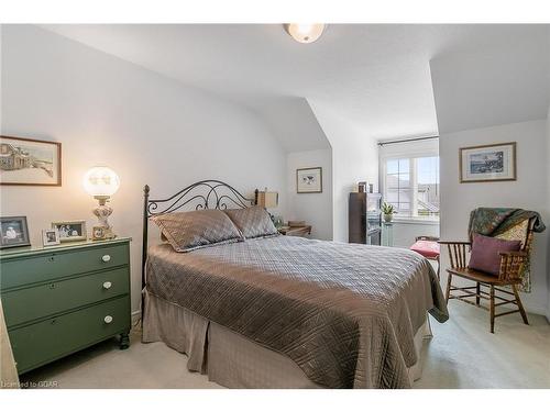 110 Mcarthur Crescent, Guelph, ON - Indoor Photo Showing Bedroom