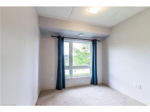 210-43 Goodwin Dr Drive, Guelph, ON - Indoor Photo Showing Other Room
