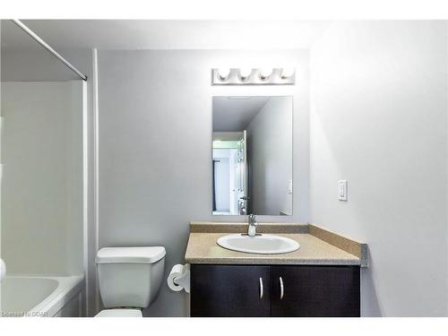 210-43 Goodwin Dr Drive, Guelph, ON - Indoor Photo Showing Bathroom