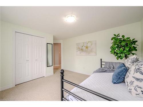 3 Creekside Drive, Guelph, ON - Indoor Photo Showing Bedroom