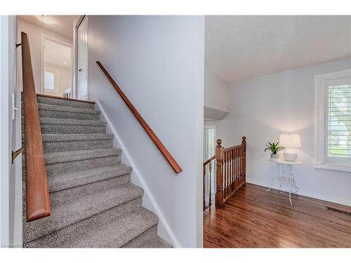 23 Meadow Crescent, Guelph, ON - Indoor Photo Showing Other Room