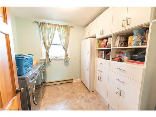 5259 Fourth Line, Rockwood, ON - Indoor Photo Showing Laundry Room