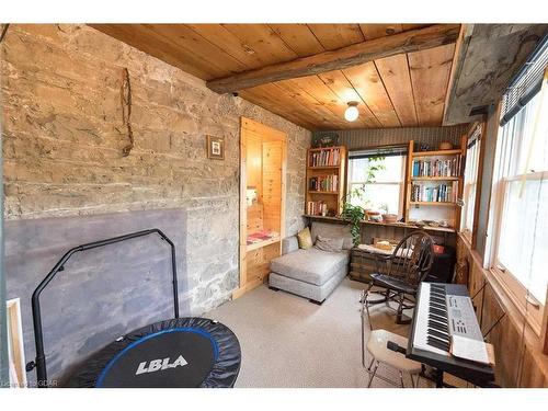 5259 Fourth Line, Rockwood, ON - Indoor Photo Showing Living Room With Fireplace