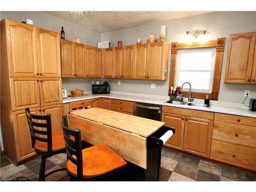 370 Norman Street, Palmerston, ON - Indoor Photo Showing Kitchen With Double Sink