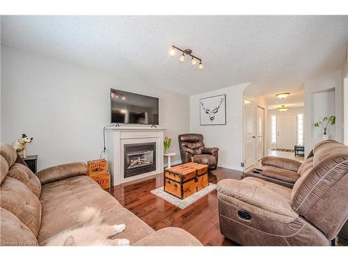 16 Creighton Avenue, Guelph, ON - Indoor Photo Showing Living Room With Fireplace