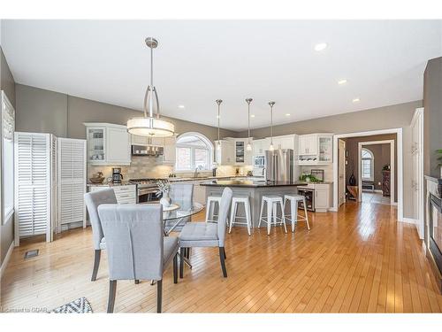 20 Walkerbrae Trail, Guelph, ON - Indoor Photo Showing Bathroom