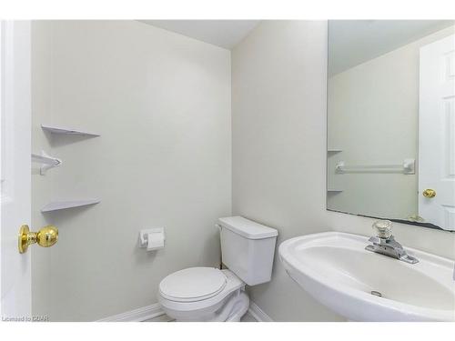 43 Chipcase Court, Cambridge, ON - Indoor Photo Showing Bathroom