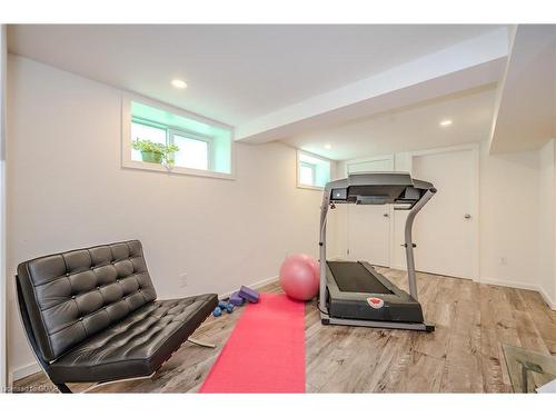 19 Liverpool Street, Guelph, ON - Indoor Photo Showing Gym Room