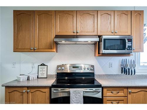 38 Grassyplain Drive, Hamilton, ON - Indoor Photo Showing Kitchen