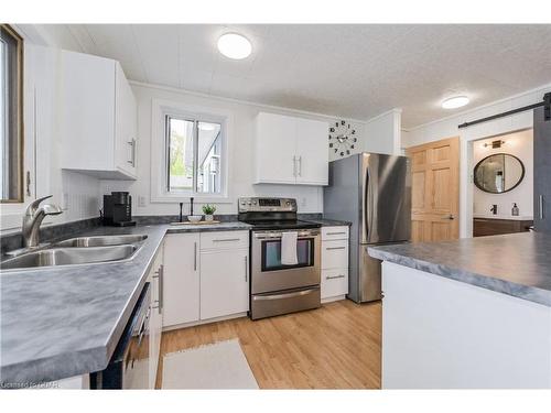 16 Third Line Road, Belwood, ON - Indoor Photo Showing Kitchen With Double Sink