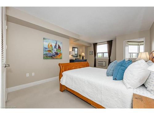 407-55 Yarmouth Street, Guelph, ON - Indoor Photo Showing Bedroom