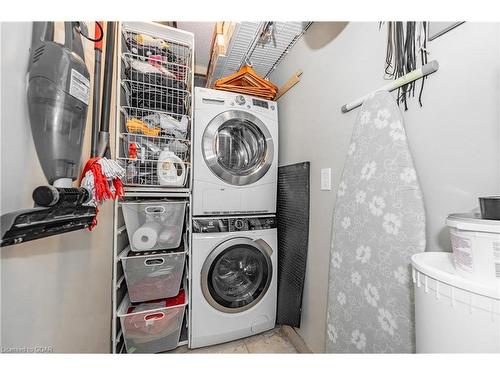 407-55 Yarmouth Street, Guelph, ON - Indoor Photo Showing Laundry Room