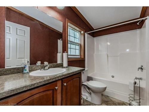 5954 Wellington Rd 7, Guelph, ON - Indoor Photo Showing Bathroom