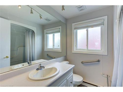 319B Domville Street, Arthur, ON - Indoor Photo Showing Bathroom