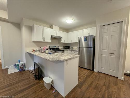 112-7 Kay Crescent, Guelph, ON - Indoor Photo Showing Kitchen