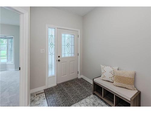 49 Cherry Blossom Circle, Guelph, ON - Indoor Photo Showing Other Room
