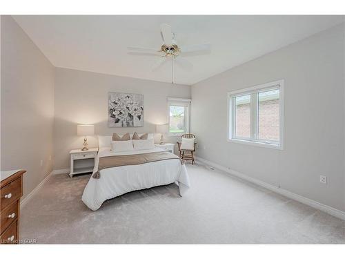 49 Cherry Blossom Circle, Guelph, ON - Indoor Photo Showing Bedroom