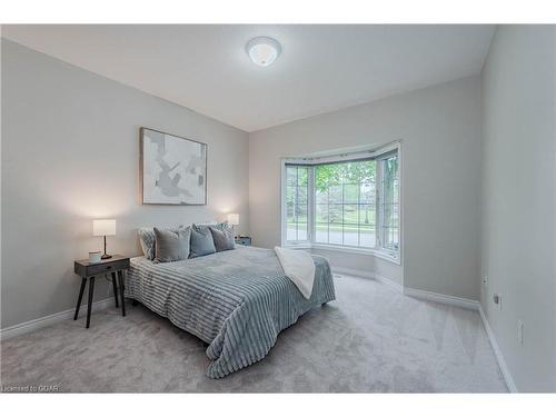 49 Cherry Blossom Circle, Guelph, ON - Indoor Photo Showing Bedroom