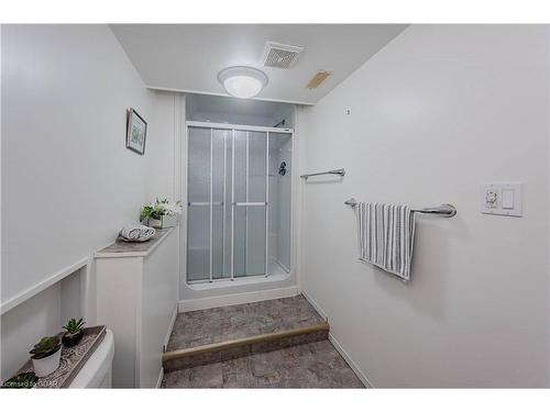 49 Cherry Blossom Circle, Guelph, ON - Indoor